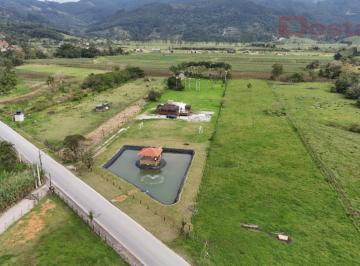 Rural · 9032m² · 2 Quartos · Sítio em Três Riachos - Biguaçu