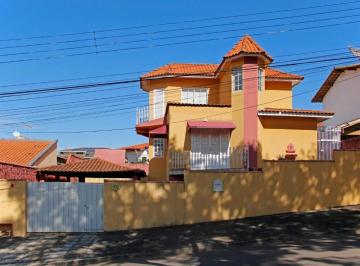 44266f27-f0f6-469d-81dc-ea8921612e09 · Casa para venda em Bosque com 3 quartos, sendo 2 suítes, 320m²