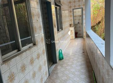 Apartamento · 175m² · 4 Quartos · 1 Vaga · Apartamento amplo de 4 quartos no Ano Bom, Barra Mansa