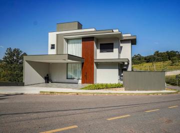 bbcae705-ad94-4efa-8d0d-dacb97bf9947 · Casa em condomínio para venda em Gramadão com 3 quartos, sendo 1 suíte, 200m²