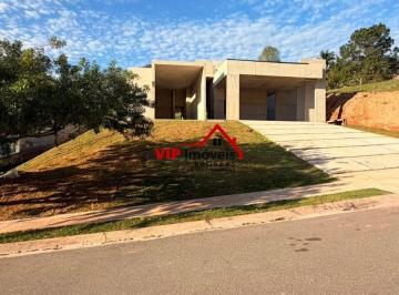 Casa · 245m² · 3 Quartos · 4 Vagas · Casa de Condomínio para venda em Caxambu de 245.00m² com 3 Quartos, 14 Suites e 4 Garagens