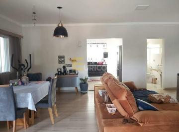 Casa · 175m² · 2 Quartos · 2 Vagas · Casa à venda no Loteamento Suiza Residence Park em Serra Negra/SP