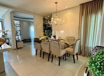Casa · 475m² · 4 Quartos · 4 Vagas · Casa em condomínio à venda no Condomínio Portal do Jequitibá em Valinhos/SP