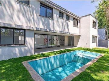 Casa · 712m² · 4 Quartos · 4 Vagas · Casa Exclusiva no Lilos Village — Jardim Cordeiro, São Paulo/S
