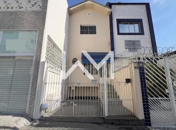 Casa · 160m² · 2 Quartos · 1 Vaga · Sobrado à venda com 160m², 2 quartos e 1 vaga
