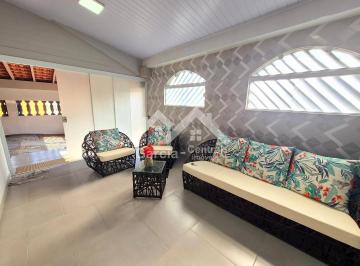 Casa · 187m² · 4 Quartos · 3 Vagas · Casa à Venda no Jardim Ribamar em Peruíbe com 206m²