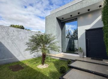 Casa · 183m² · 4 Quartos · 2 Vagas · Casa Moderna no bairro Cognópolis em Foz do Iguaçu/PR