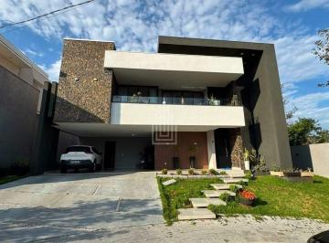 Casa · 326m² · 4 Quartos · 3 Vagas · Casa à venda Condomínio Dom Laurindo em Foz do Iguaçu/PR