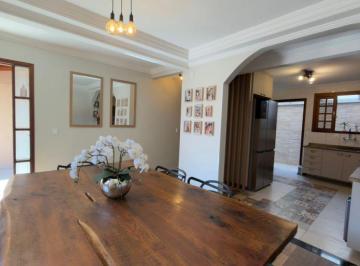 Casa de 3 quartos, Curitiba · Triplex mobiliado no Cajuru