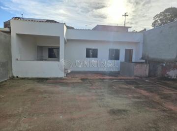 6140912090.jpg · Casa residencial em alvenaria, primeira locação.