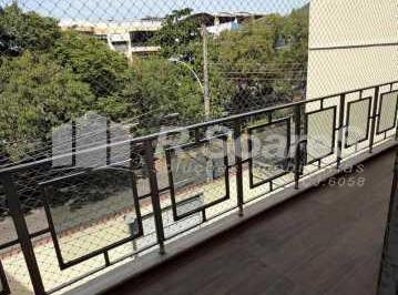 Apartamento · 75m² · 3 Quartos · 1 Vaga · Apartamento com 3 quartos em Vila Valqueire - Avenida Jambeiro