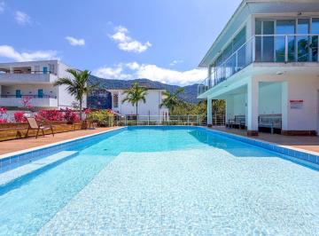 Casa de 3 quartos, São Sebastião · Casa à Venda em Condomínio em Maresias 3 Suítes, Matrícula e a 500 m da Praia