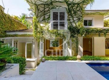 Casa · 560m² · 4 Quartos · 5 Vagas · Casa em Condomínio no Jardim Guedala, com 4 suítes, 5 vagas, 560,00m².