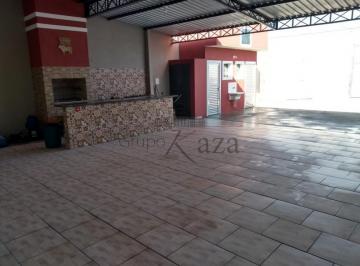Comercial · 100m² · 10 Vagas · Comercial Salão em Jacareí