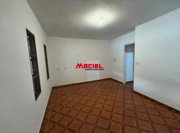 Casa · 266m² · 3 Quartos · 3 Vagas · Casa espaçosa com 3 dormitórios (1 suíte) no Jardim Souto