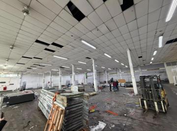Comercial · 9798m² · 60 Vagas · Galpão industrial e logístico para locação, 9.798,00 no bairro Vila Homero Thon - Santo André/SP