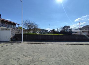 Terreno · 375m² · Lote de esquina 375m² na Pinheira, com água e luz e escritura.