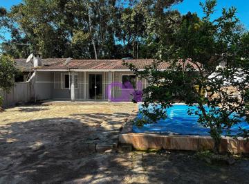 cb1e4da6-4846-4947-a54a-41cb45b4df9d.jpeg · Casa à Venda em Itapoá com Piscina Nova | 2 Dormitórios | A 2 km da Praia
