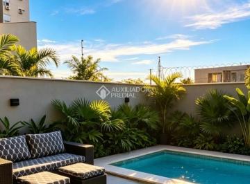Casa · 142m² · 3 Quartos · 52 Vagas · sobrado