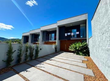 Casa · 147m² · 3 Quartos · 1 Vaga · Sobrado Geminado em Rau, Jaraguá do Sul/SC