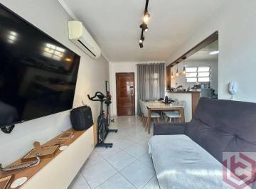 435392cccfe25f2eae7aeae5c7aef83d4d440d60 · Apartamento com 3 dormitórios e 1 suíte, vaga coletiva, em São Vicente, Rua General San Martin, Jar