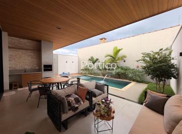 Casa · 198m² · 3 Quartos · 4 Vagas · Casa à venda no bairro Matinha - Patrocínio/MG