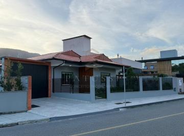 Casa · 200m² · 3 Quartos · 2 Vagas · Casa Alto Padrão na Pedra Branca !!!