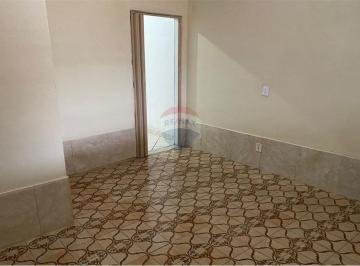 Casa · 38m² · 1 Quarto · Casa de Vila em Senador Vasconcelos para Aluguel