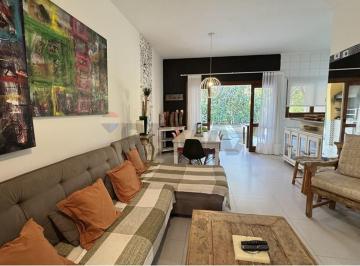 Casa · Locação anual em Juquehy, pertinho do mar