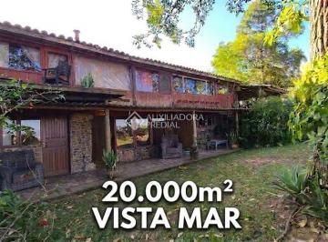 Casa · 400m² · 8 Quartos · Sítio com 2 Hectares, 8 Suítes e Vista para o Mar em Garopaba/SC
