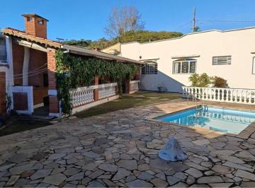 Casa · 135m² · 3 Quartos · 2 Vagas · "Alugue Casa Térrea, com 3 dormitórios + piscina na Vila Santista, Atibaia!"