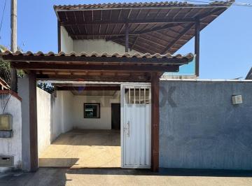 Casa · 200m² · 3 Quartos · À venda casa de 2 andares com varanda e potencial para duas propriedades em Tucuns, Búzios