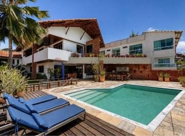 Casa · 700m² · 4 Quartos · 5 Vagas · Casa de Alto Padrão a 50m da Praia de Ponta Negra | 700m² | Vista Mar