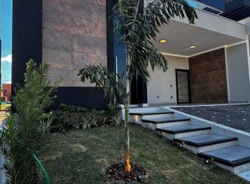 Casa · 120m² · 3 Quartos · 2 Vagas · Condomínio Santa Mônica III - CASA SOFISTICADA COM SUÍTE MASTER E ENERGIA FOTOVOLTAICA