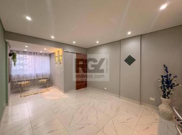 d11f900ef5cbff96616eeff421ce6a49357c7c02 · Ponta da Praia, 34 m², Apartamento Reformado Próximo à Praia
