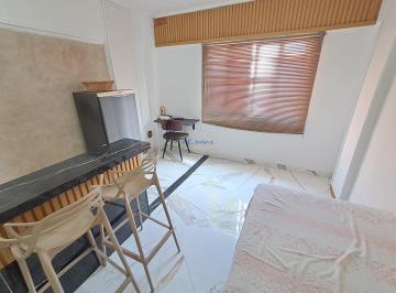 Apartamento · 30m² · 1 Quarto · 1 Vaga · Linda Kitnet Reformada na Ocian! Financia! - IST203
