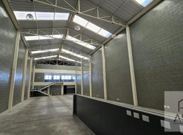 Comercial · 454m² · 2 Vagas · Alugue Galpão em Jundiapeba - Mogi das Cruzes