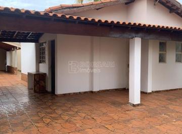Casa · 96m² · 2 Quartos · 5 Vagas · Casa Padrão em Araraquara