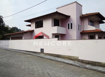 Casa · 319m² · 5 Quartos · 2 Vagas · Casa em Eugênio Raulino Koerich - Centro - São Pedro de Alcântara/SC