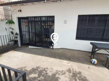 Casa · 330m² · 2 Quartos · 1 Vaga · CASA 2 QUARTOS /1 SUÍTE E PISCINA - SÃO JUDAS 