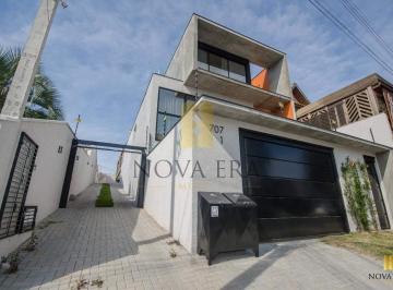 Casa · 130m² · 3 Quartos · 2 Vagas · Sobrados Modernos Novos com Terraço Privativo de 50 m² e Vista Panorâmica no Santa Quitéria