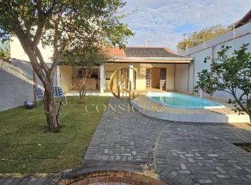 0b643275765898bee9e1a5612bdeb9ddd719bd70 · Casa com 4 dormitórios à venda, 202 m² por R$ 850.000,00 - Jardim Terras de São João - Jacareí/SP