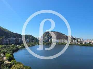 Apartamento · 329m² · 4 Quartos · 4 Vagas · Cobertura : Duplex / Residencial / Lagoa
