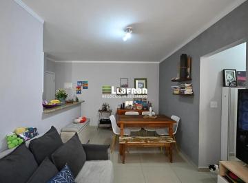 Apartamento · 70m² · 2 Quartos · 1 Vaga · Apartamento Mirante com dependência de empregada