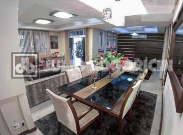 Casa · 442m² · 5 Quartos · 4 Vagas · JBJ 601470 Maravilhosa e bem localizada casa
