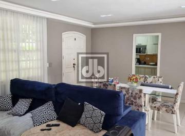 Casa · 386m² · 5 Quartos · 3 Vagas · BELÍSSIMA CASA DUPLEX - 05 QUARTOS - PISCINA - CENTRO DE TERRENO. AGENDE SUA VIS