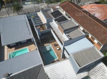 Casa · 250m² · 5 Quartos · 4 Vagas · Exclusividade e Conforto ao Lado do Mar em Betaras
