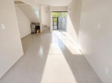 Casa · 74m² · 2 Quartos · 1 Vaga · Alugo Sobrado no Bairro Velha Central - Blumenau/SC;