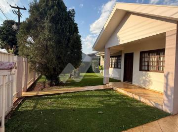 Casa · 217m² · 2 Quartos · 4 Vagas · Casa à venda, Jardim Gisela, com suíte e mais 2 quartos, piscina, TOLEDO - PR