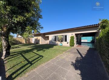 Casa · 525m² · 3 Quartos · 2 Vagas · Casa à venda em Atla^ntida, Xangri Lá